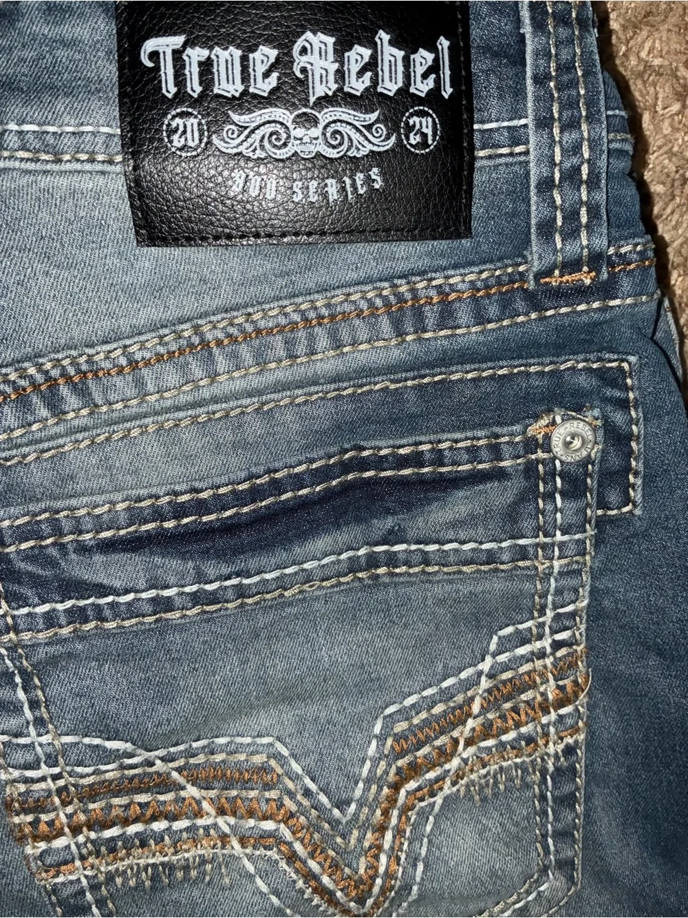 Men's Dark Blue Slim Straight Jeans pocket design